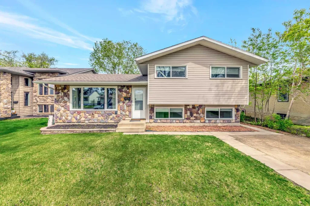 5216 46 Street Lloydminster AB T9V 0C8