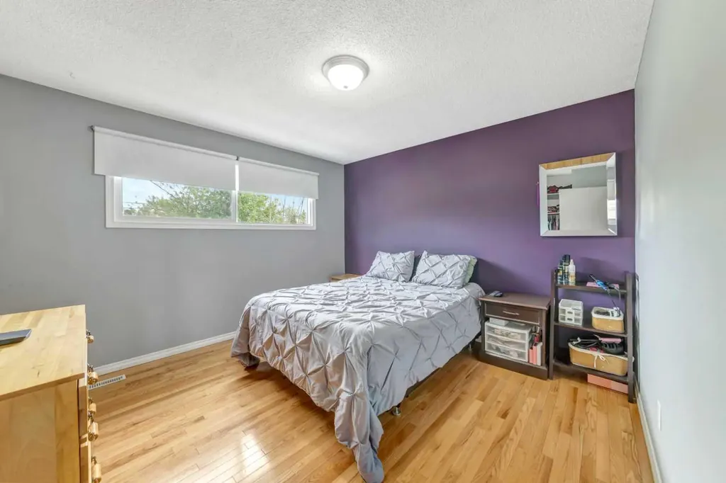 5216 46 Street Lloydminster AB T9V 0C8
