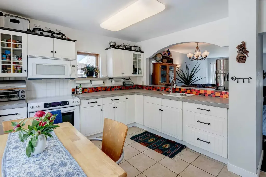 4007 Centre A Street NE Calgary AB T2E 3A7