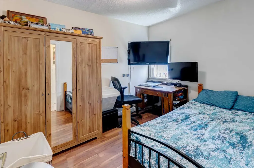4007 Centre A Street NE Calgary AB T2E 3A7