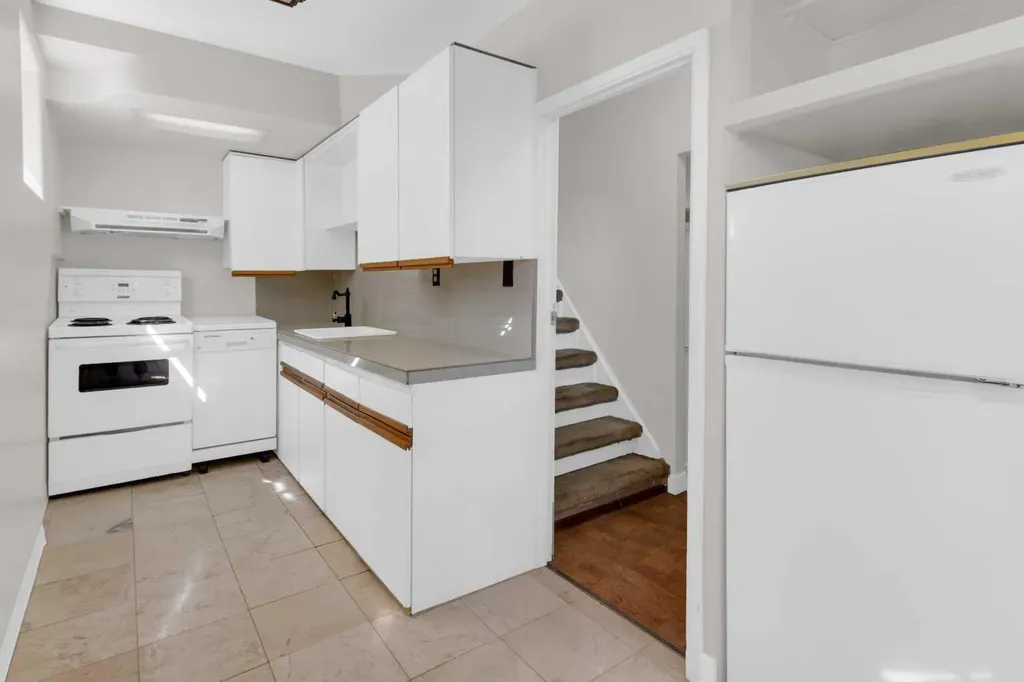 4007 Centre A Street NE Calgary AB T2E 3A7