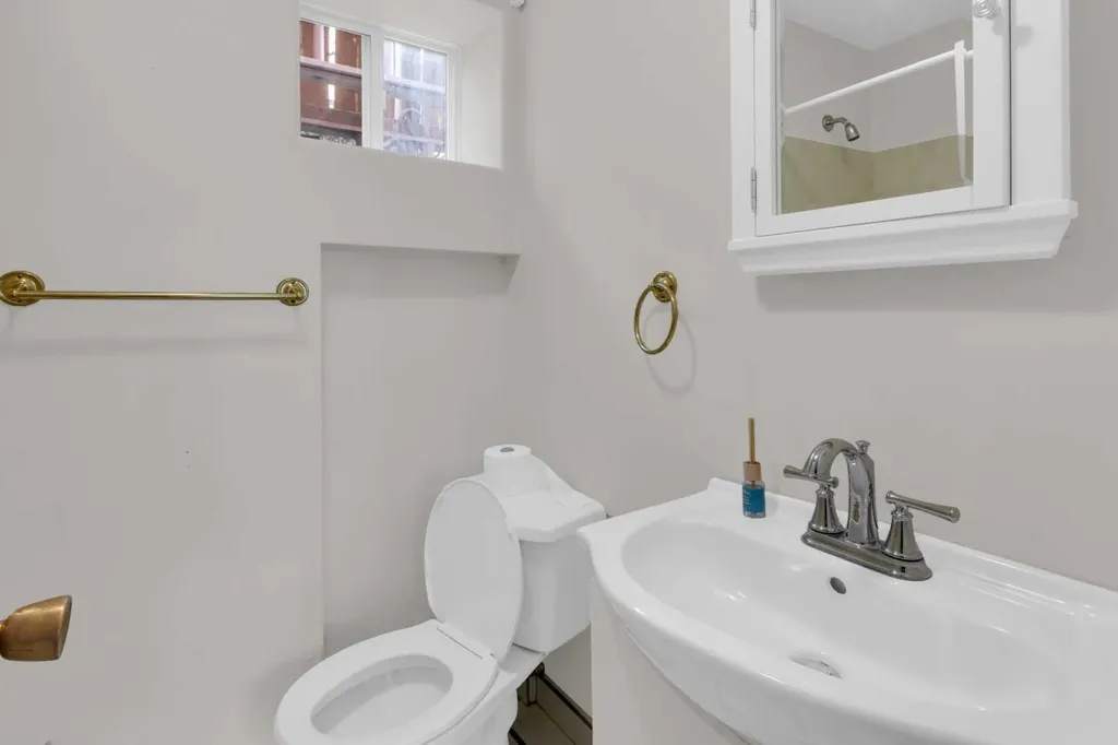 4007 Centre A Street NE Calgary AB T2E 3A7