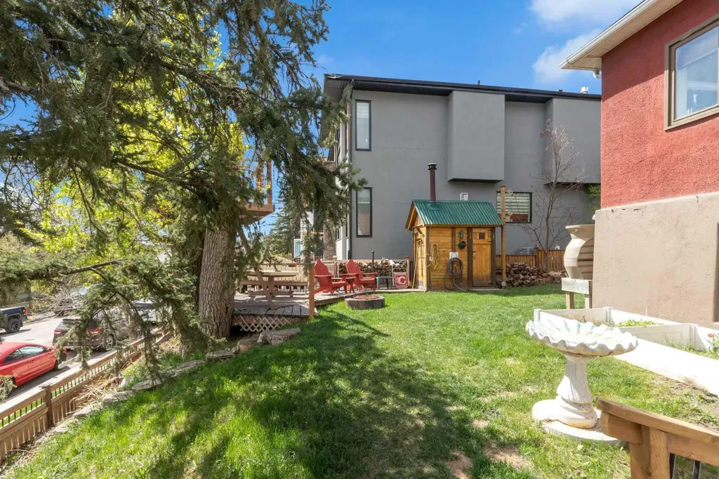 4007 Centre A Street NE Calgary AB T2E 3A7
