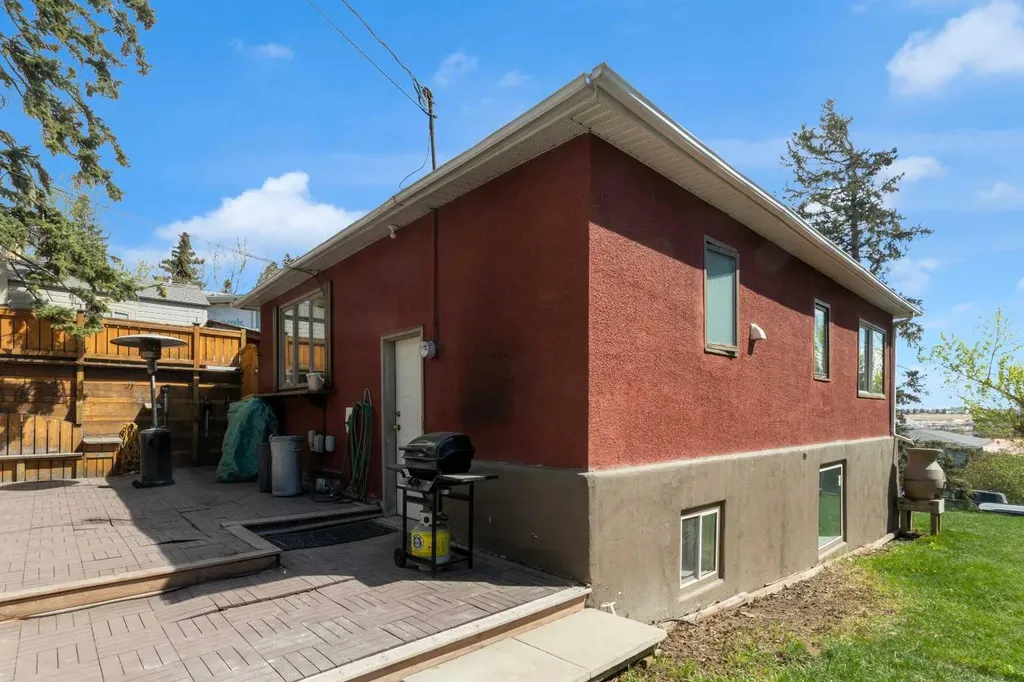 4007 Centre A Street NE Calgary AB T2E 3A7