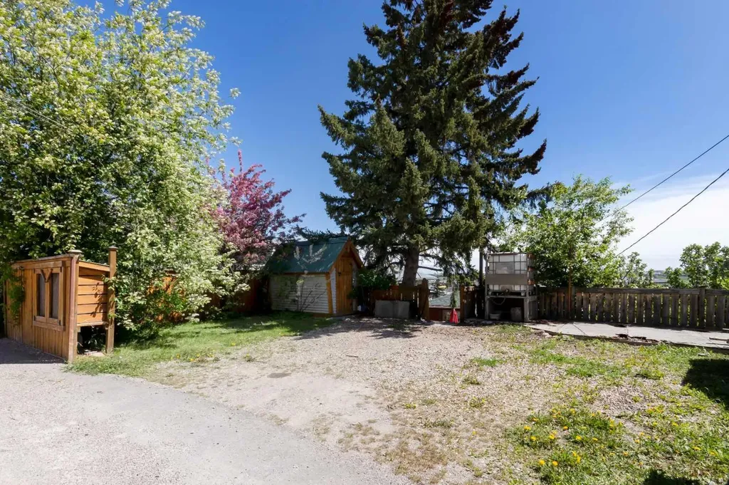 4007 Centre A Street NE Calgary AB T2E 3A7