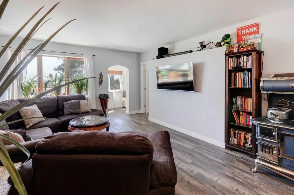 4007 Centre A Street NE Calgary AB T2E 3A7