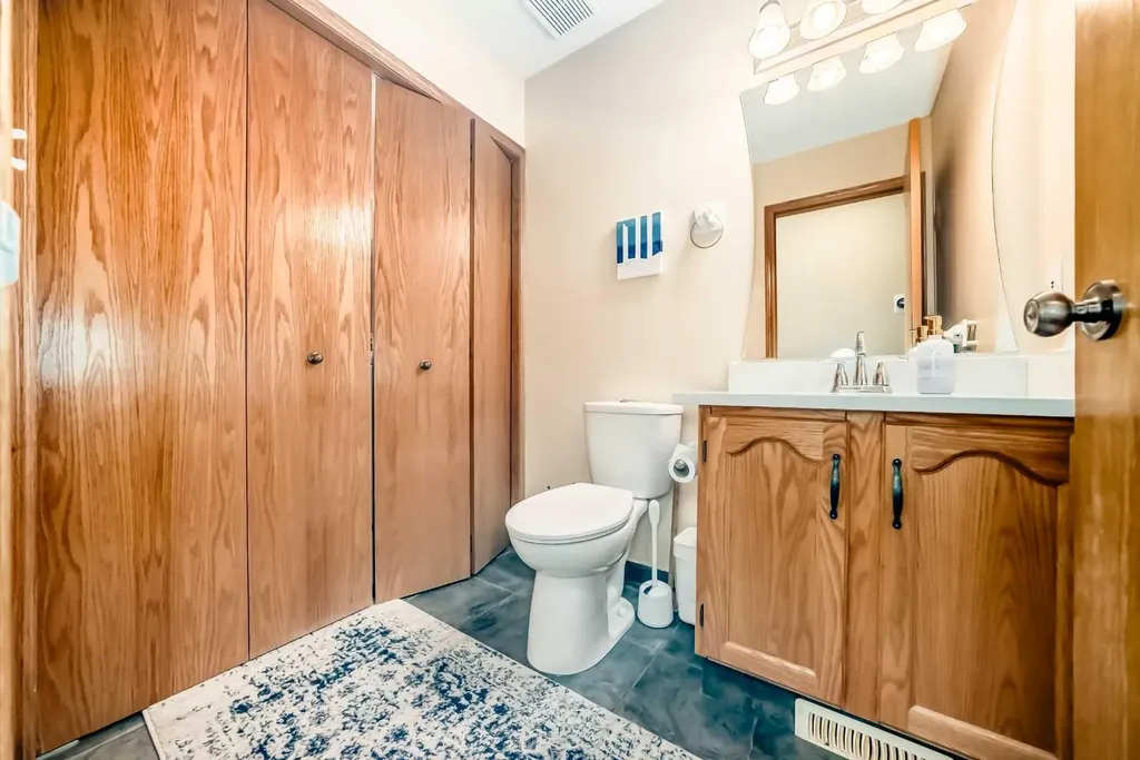 327 Hidden Ranch Circle NW Calgary AB T3A 5R3