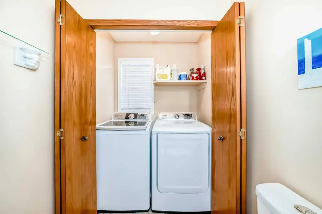327 Hidden Ranch Circle NW Calgary AB T3A 5R3