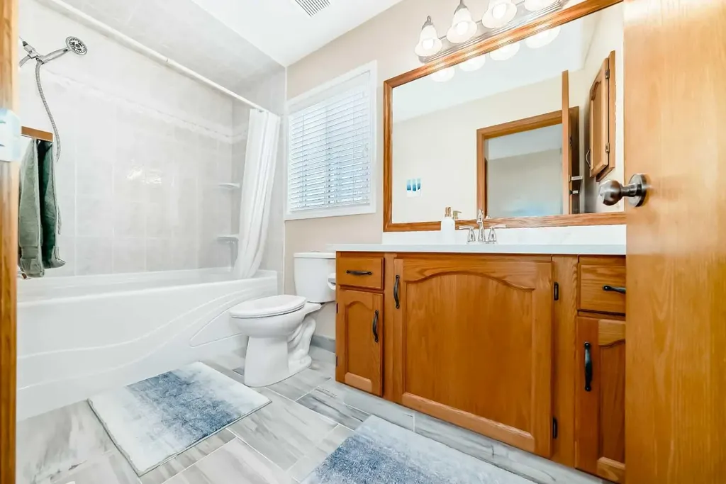 327 Hidden Ranch Circle NW Calgary AB T3A 5R3