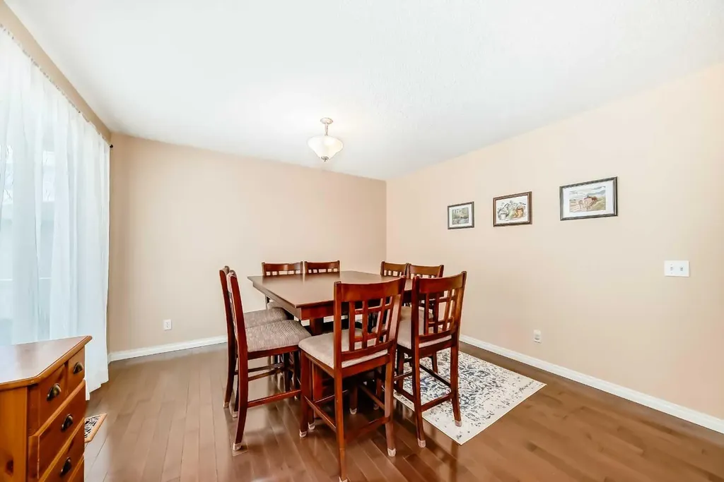 327 Hidden Ranch Circle NW Calgary AB T3A 5R3