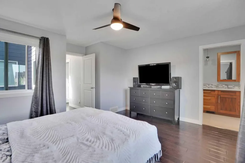 145 Marquis Common SE Calgary AB T3M 1N7