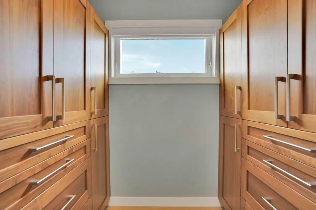 145 Marquis Common SE Calgary AB T3M 1N7