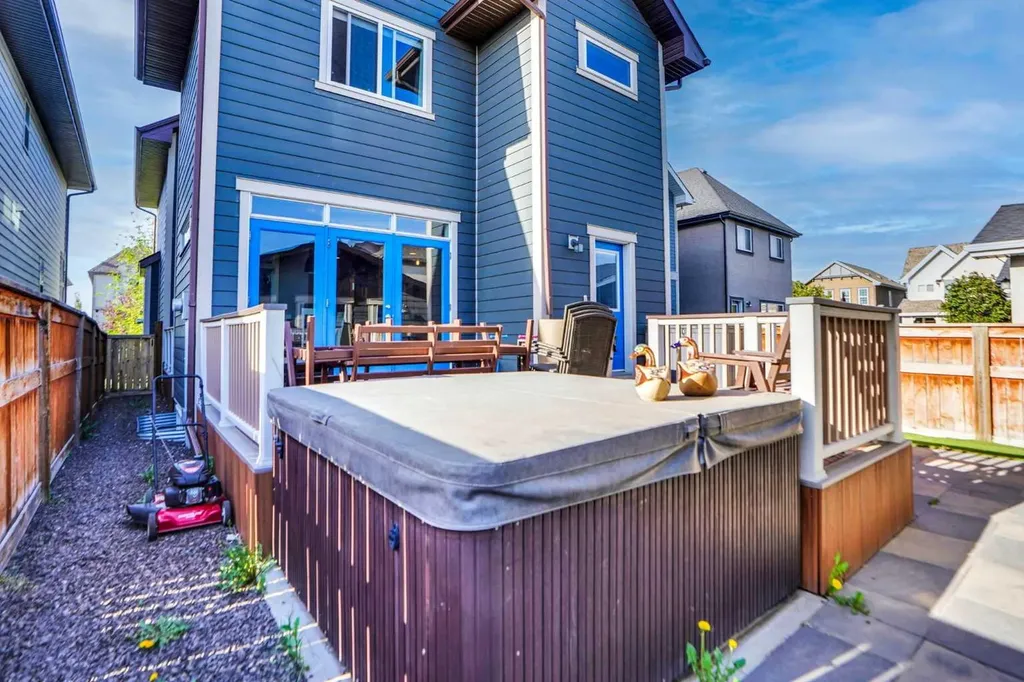 145 Marquis Common SE Calgary AB T3M 1N7