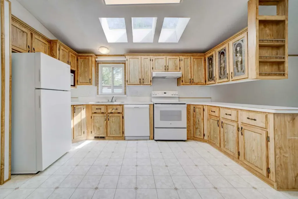 1229 Waterton Avenue Pincher Creek AB T0K 1W0