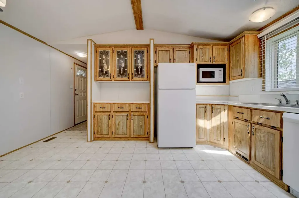 1229 Waterton Avenue Pincher Creek AB T0K 1W0