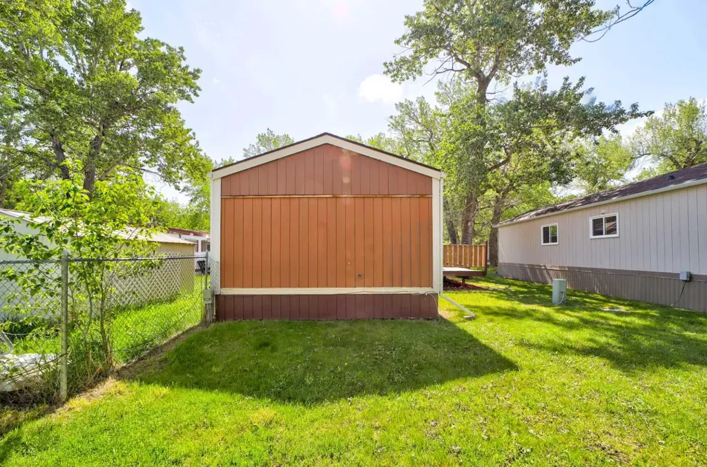 1229 Waterton Avenue Pincher Creek AB T0K 1W0