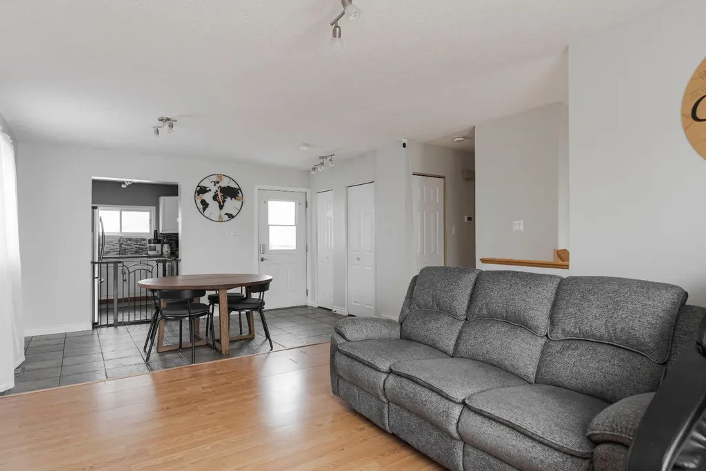 110 Parmenter Crescent Fort Mcmurray AB T9K1L8