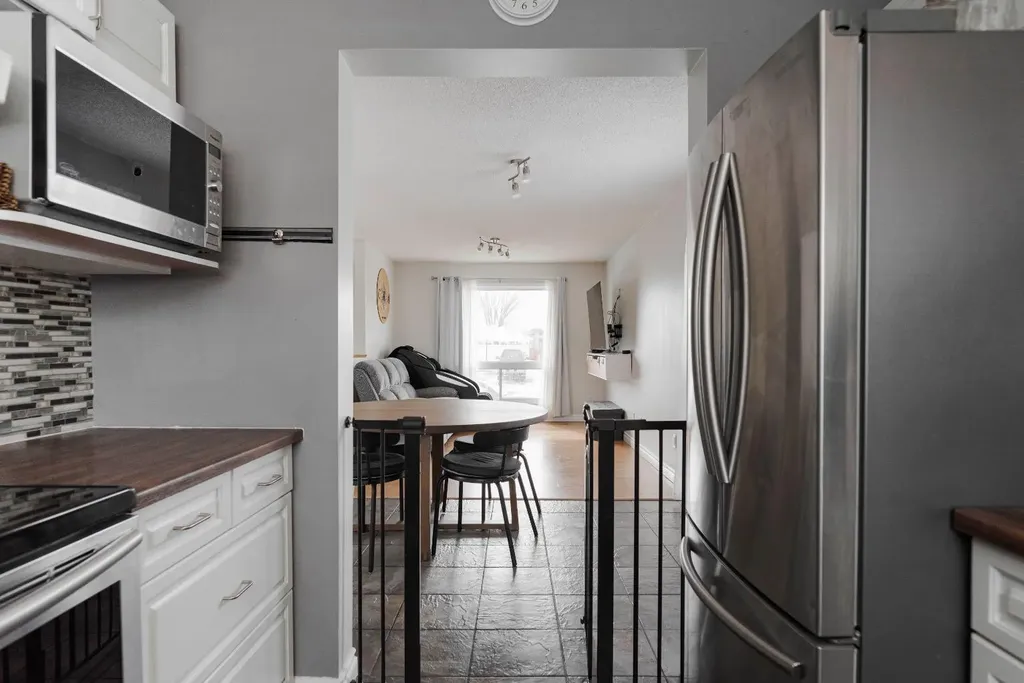 110 Parmenter Crescent Fort Mcmurray AB T9K1L8