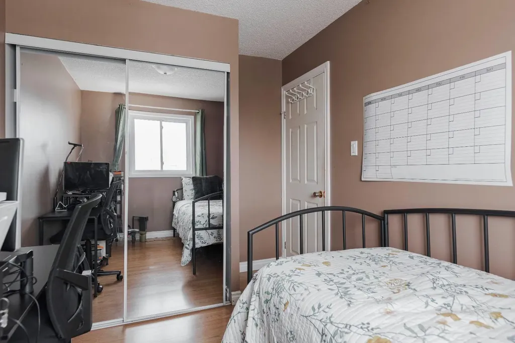 110 Parmenter Crescent Fort Mcmurray AB T9K1L8