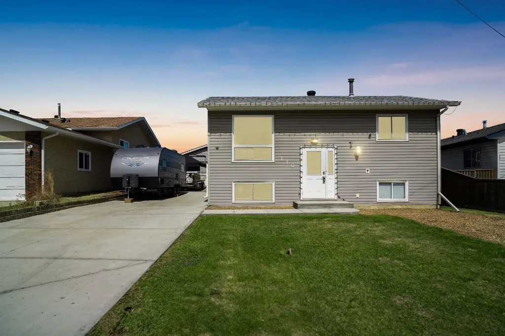 110 Parmenter Crescent Fort Mcmurray AB T9K1L8