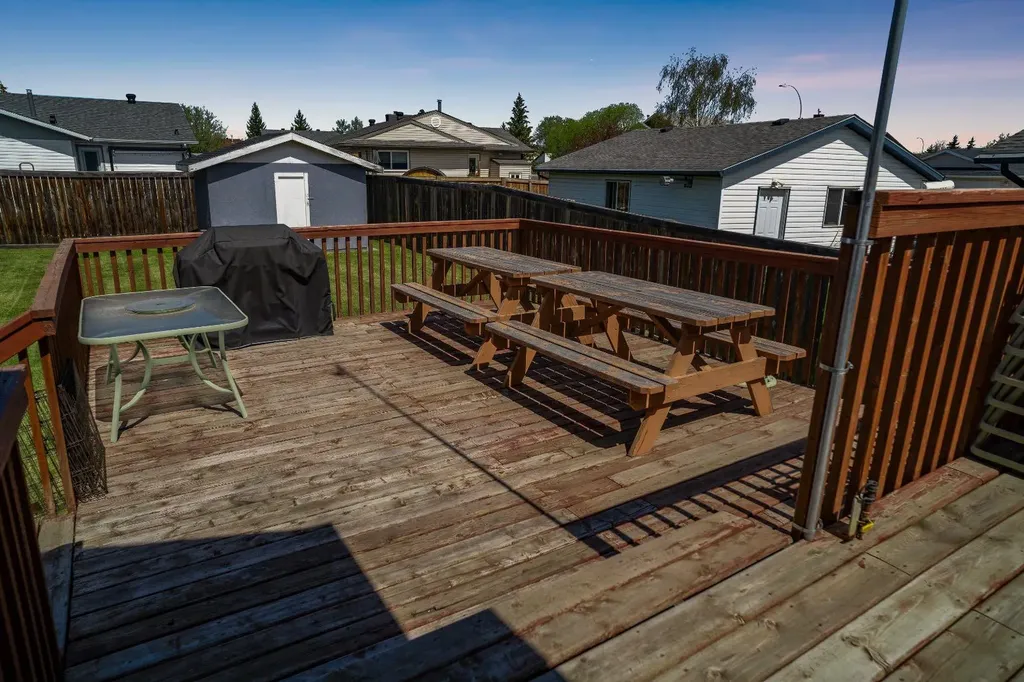 110 Parmenter Crescent Fort Mcmurray AB T9K1L8
