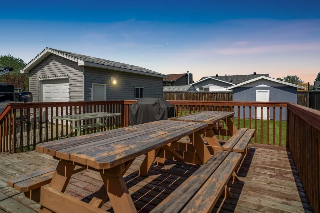 110 Parmenter Crescent Fort Mcmurray AB T9K1L8