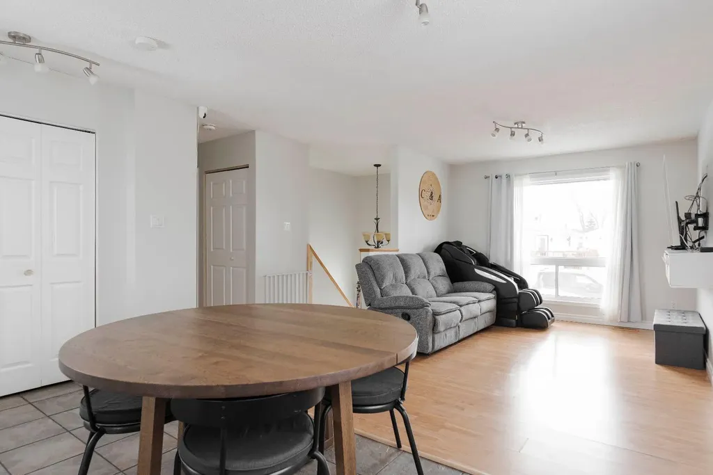 110 Parmenter Crescent Fort Mcmurray AB T9K1L8