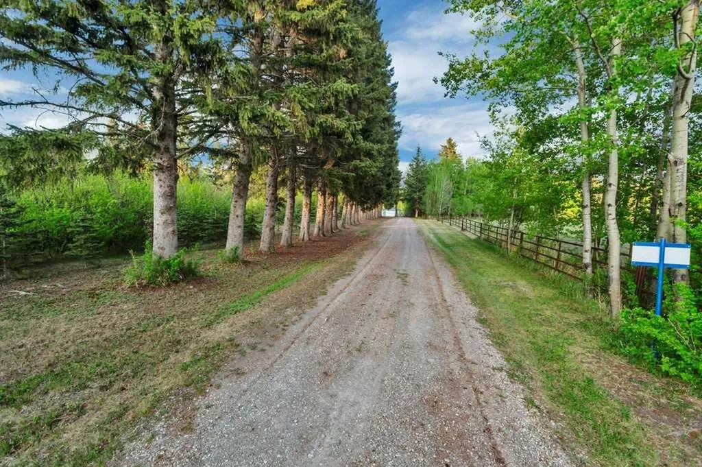 374079 Range Road 4-2 Rural Clearwater County AB T0M 0X0