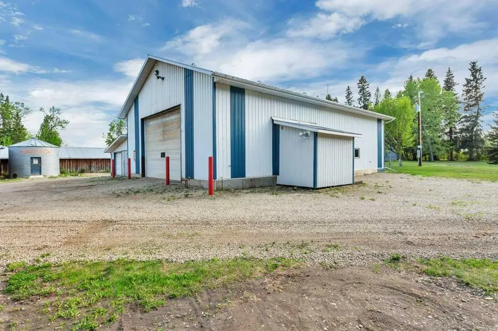 374079 Range Road 4-2 Rural Clearwater County AB T0M 0X0