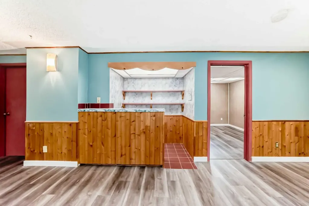 4308 55 Street NE Calgary AB T1Y 4B7