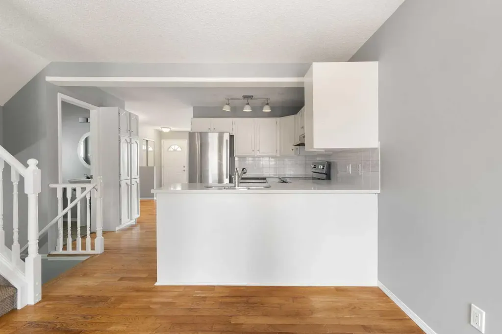 256 Covington Place NE Calgary AB T3K 4A7