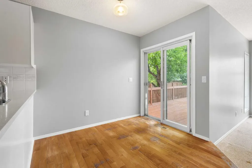 256 Covington Place NE Calgary AB T3K 4A7