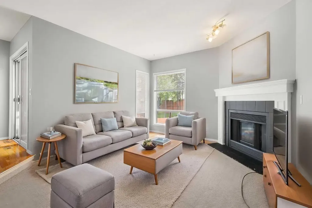 256 Covington Place NE Calgary AB T3K 4A7
