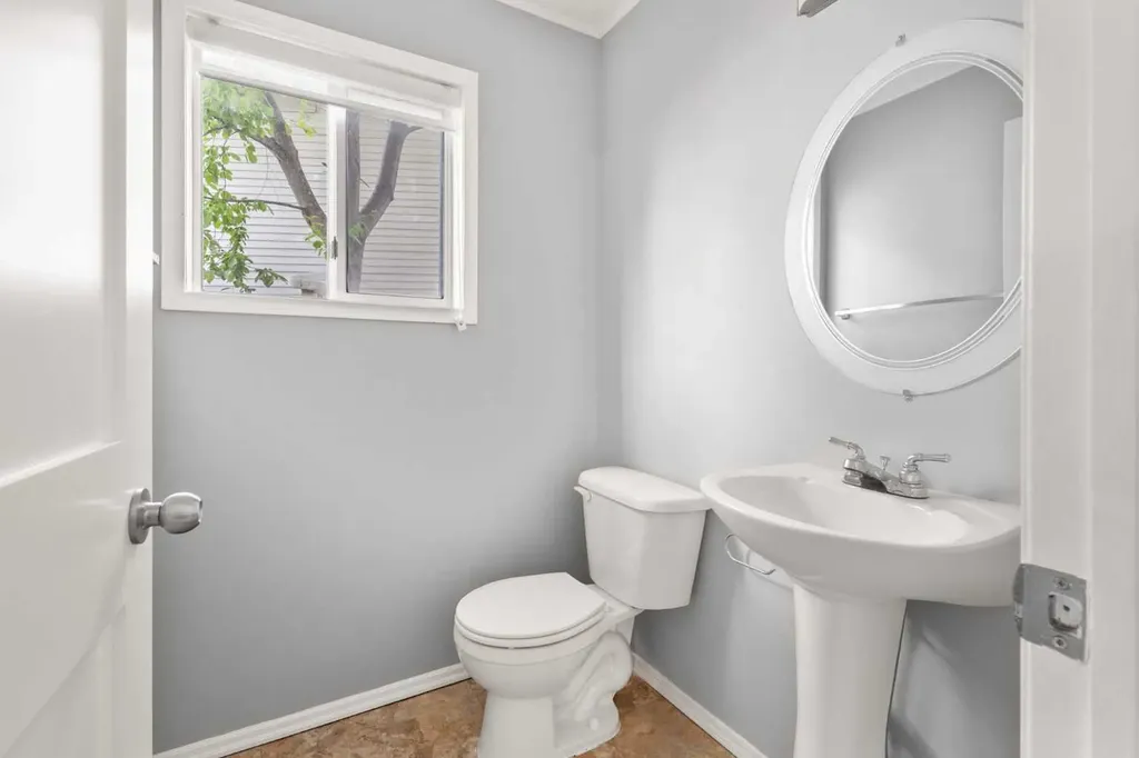 256 Covington Place NE Calgary AB T3K 4A7
