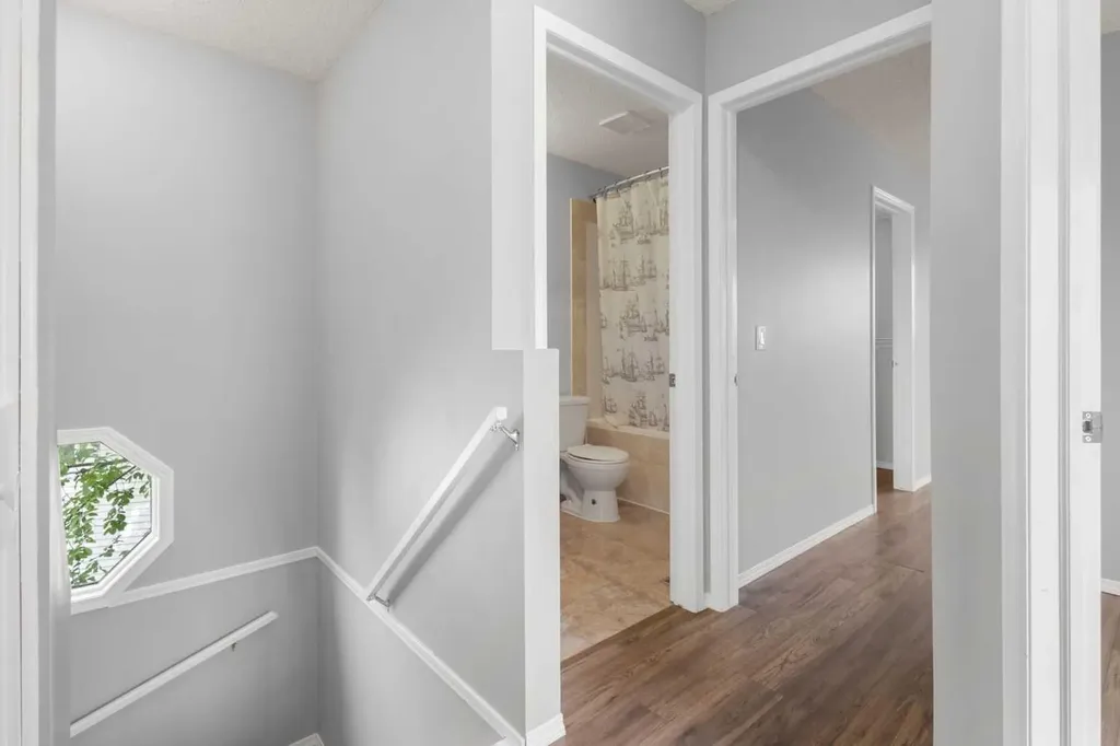 256 Covington Place NE Calgary AB T3K 4A7