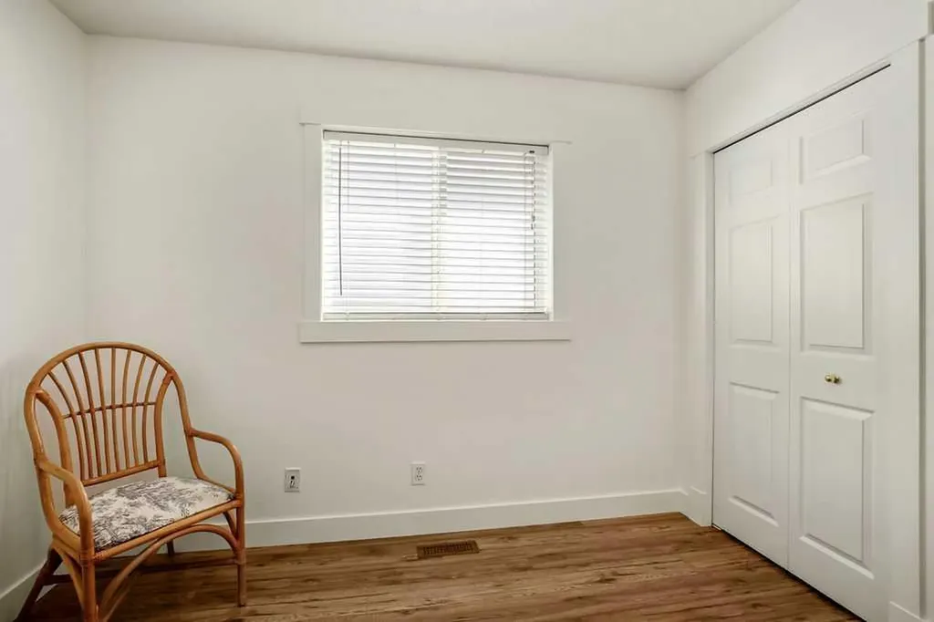 20 Covepark Close NE Calgary AB T3K 5R3