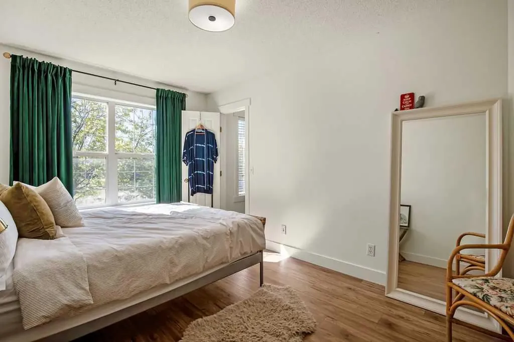 20 Covepark Close NE Calgary AB T3K 5R3