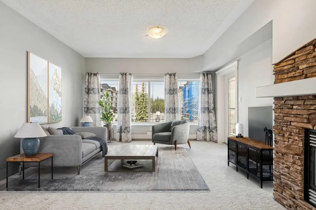 20 Discovery Ridge Close SW Calgary AB T3H5X4