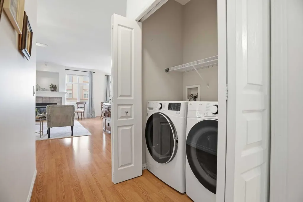 3117 Lake Fraser Green SE Calgary AB T2J7H9