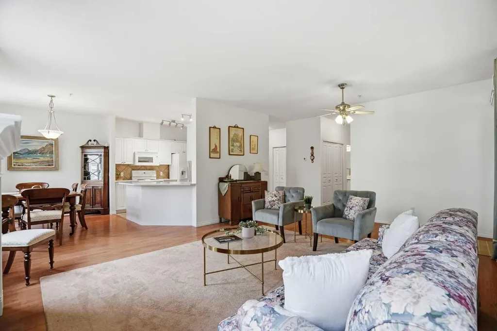 3117 Lake Fraser Green SE Calgary AB T2J7H9