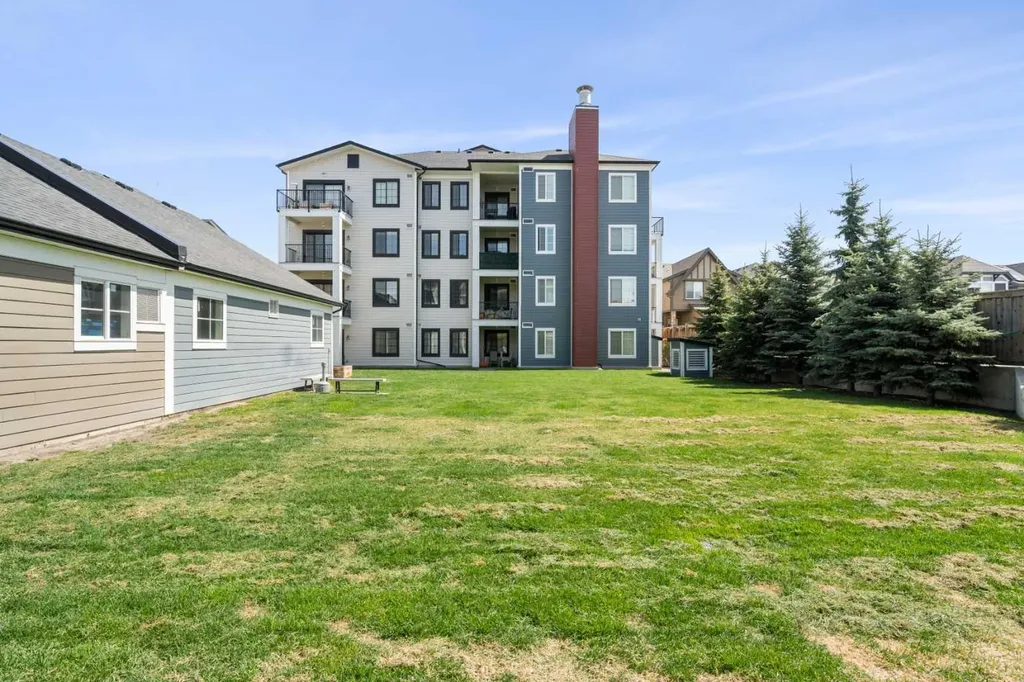215 Legacy Boulevard SE Calgary AB T2X 3Z4
