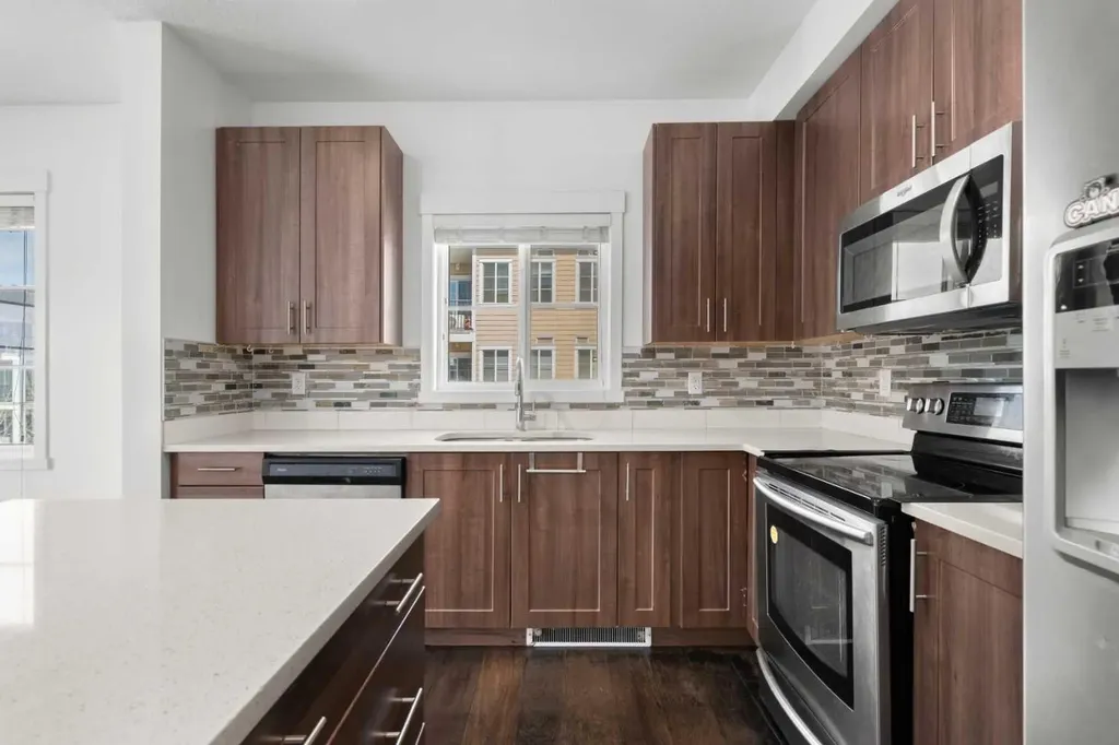 215 Legacy Boulevard SE Calgary AB T2X 3Z4