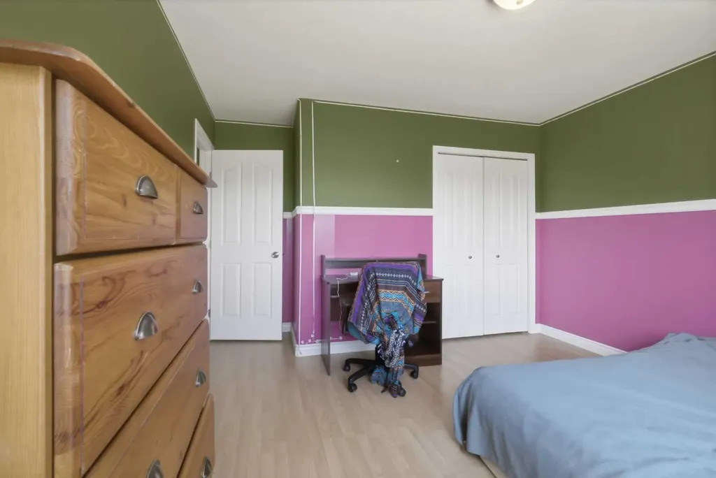 11366 81 Avenue Grande Prairie AB T8W 2T8