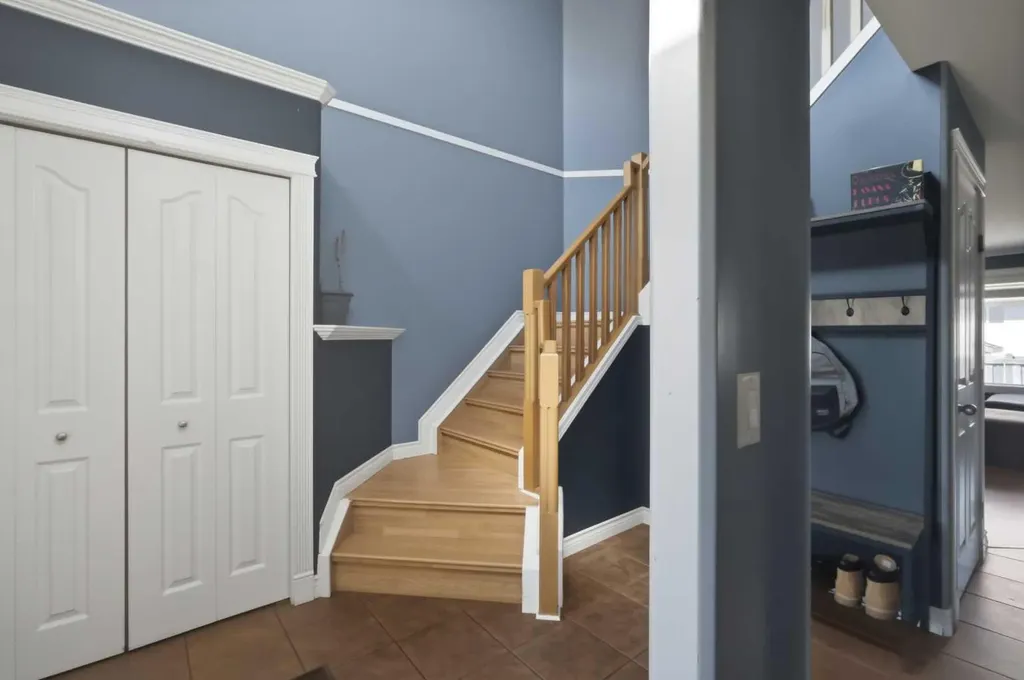 11366 81 Avenue Grande Prairie AB T8W 2T8