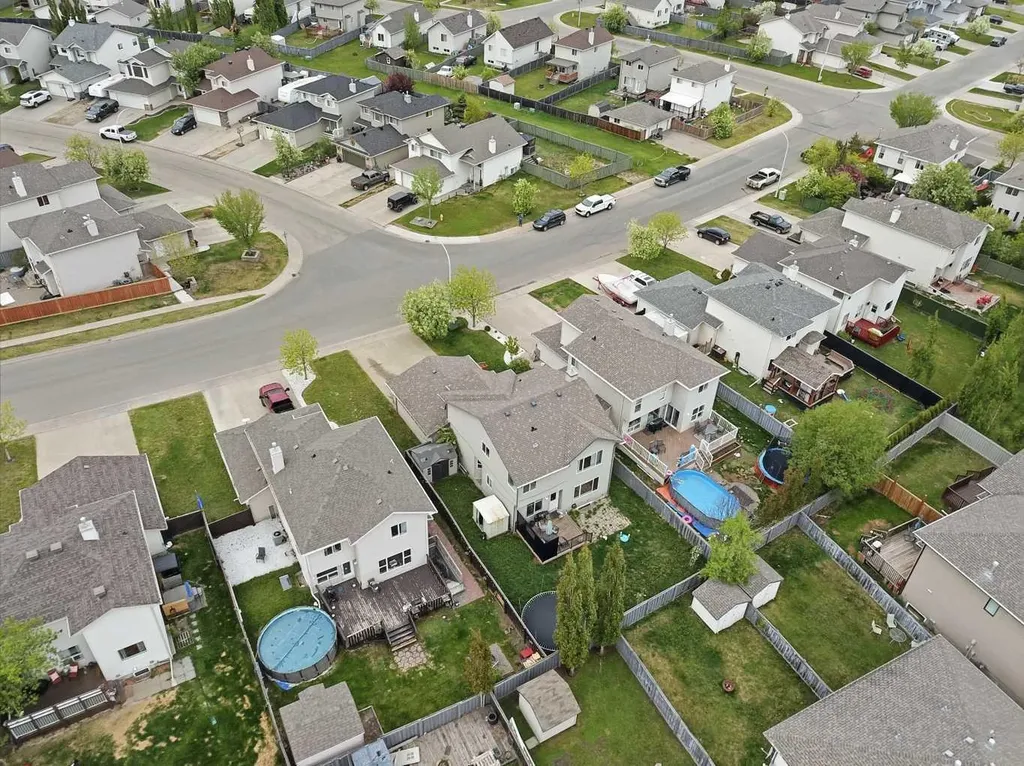 11366 81 Avenue Grande Prairie AB T8W 2T8
