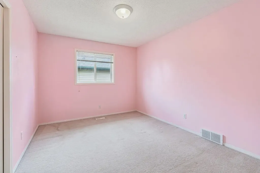 161 Citadel Ridge Close NW Calgary AB T3G4V5