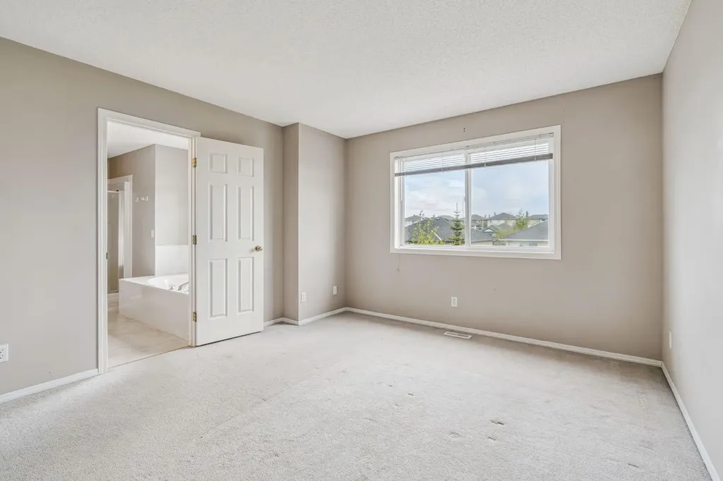 161 Citadel Ridge Close NW Calgary AB T3G4V5