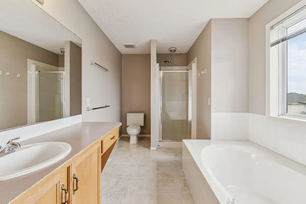 161 Citadel Ridge Close NW Calgary AB T3G4V5