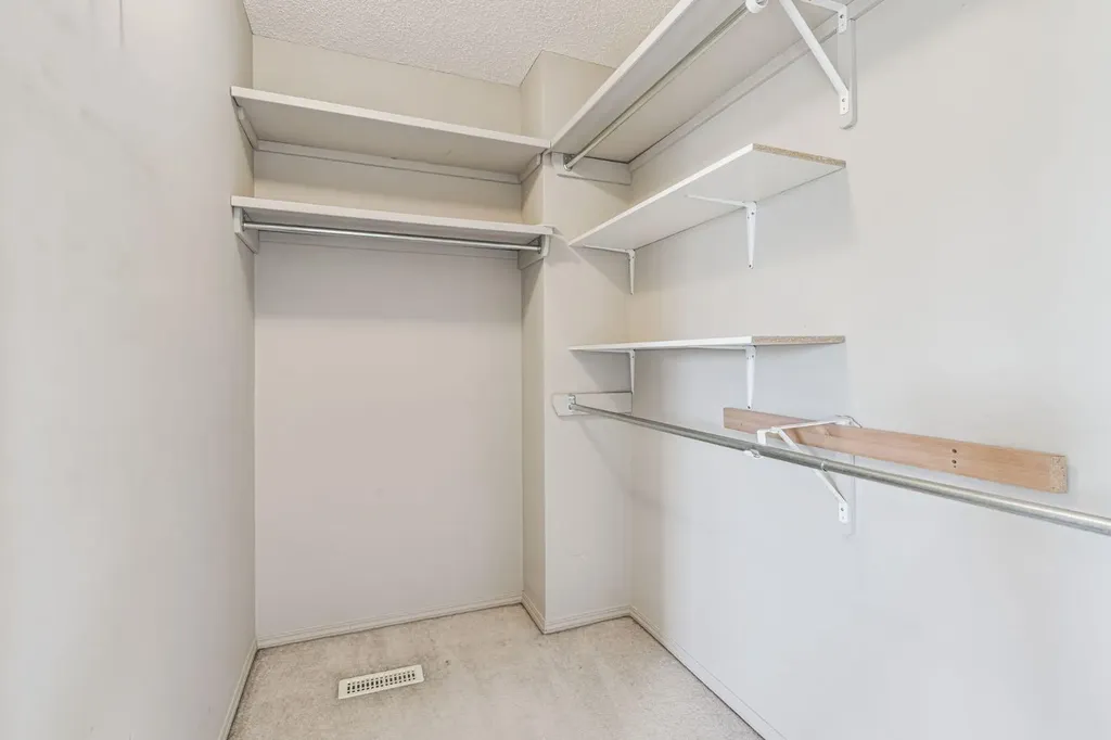 161 Citadel Ridge Close NW Calgary AB T3G4V5
