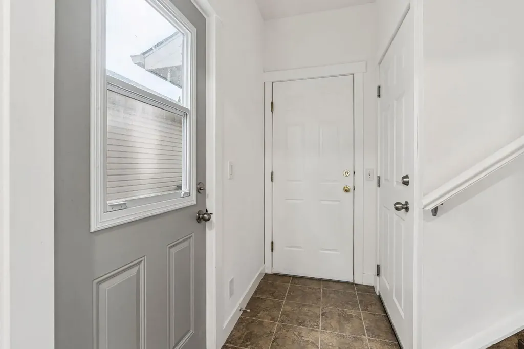161 Citadel Ridge Close NW Calgary AB T3G4V5
